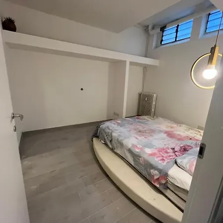Nuovo In Zona Servita * Milano